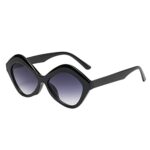 Women Square Oversized Sunglasses Protective Rectangle Sunglass For Women Fashion Glasses Lrregular Retro Large Frame Polygonal Sunglasses compatible with Polarized for Women Mirro (Black, One Size)