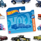 Hot Wheels Basic Car, 1:64 Scale Hot Wheels Car for Kids & Collectors, Modern & Classic Vehicles for Play or Display, Plastic & Die-Cast Toy Cars, 05785 toy car set